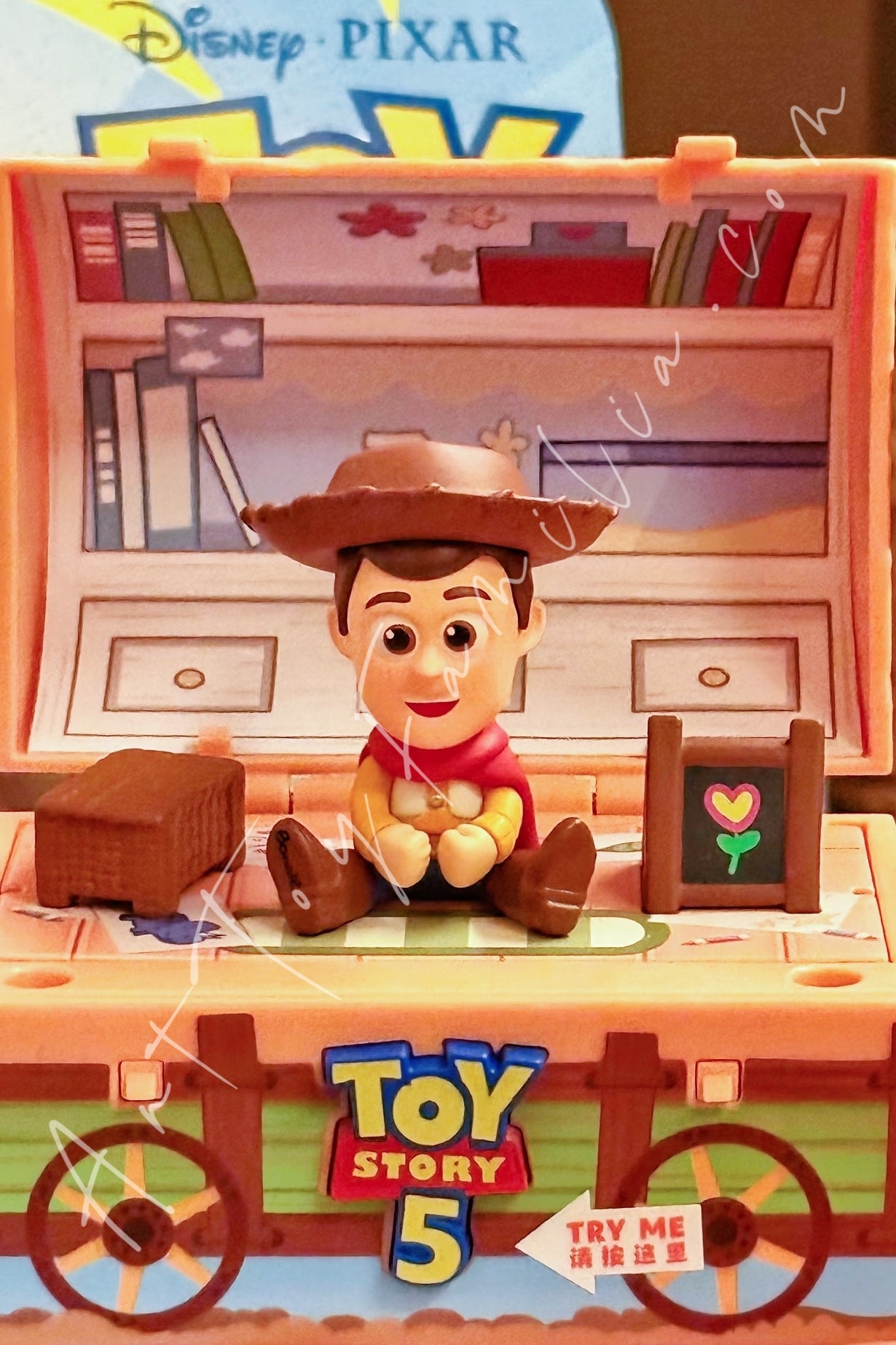 Disney/Pixar Toy Story 5 Series – Art Toy Familia