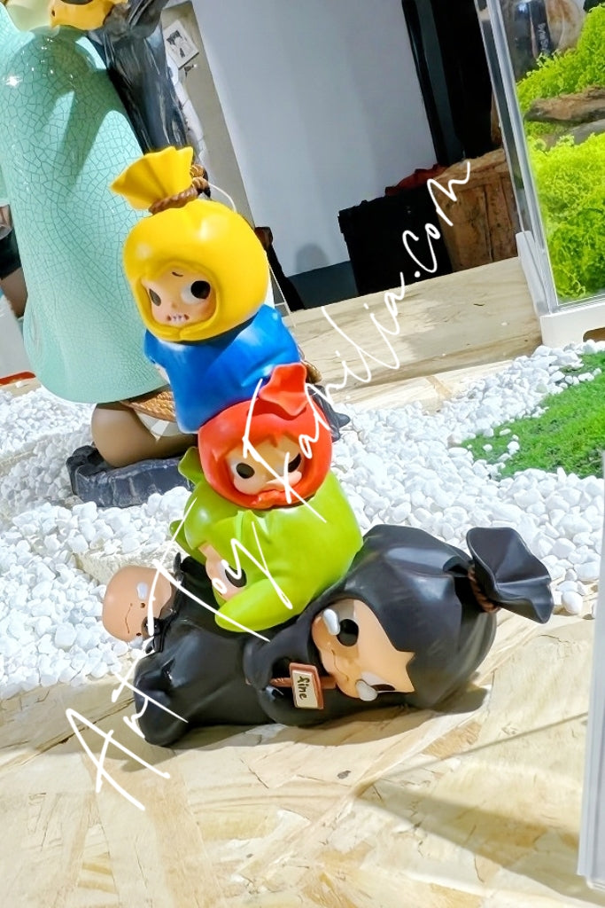 Popmart Emotion Pockets Figurine