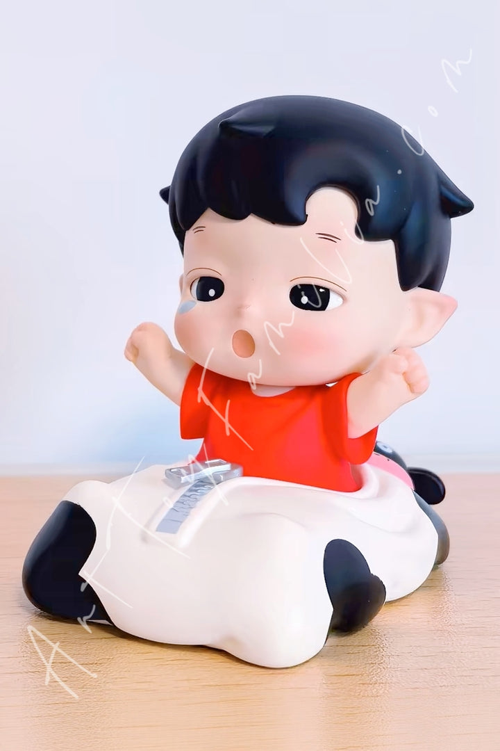 Popmart Hacipupu x Crayon Shinchan One Day in Kasukabe Series Figures Good Boy