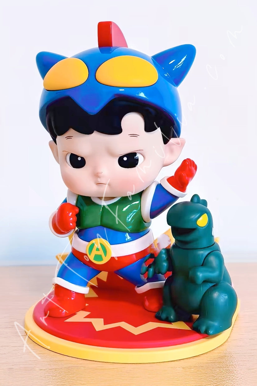 Popmart Hacipupu x Crayon Shinchan One Day in Kasukabe Series Figures To Save the World