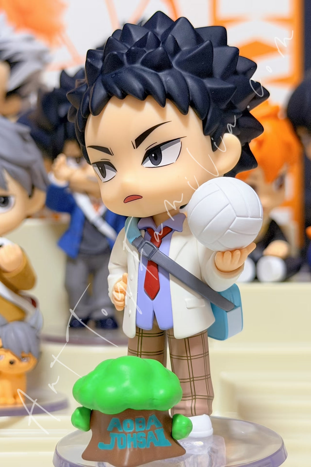 Popmart Haikyu!! Off-Court Vibes Series Figures Hajime Iwaizumi