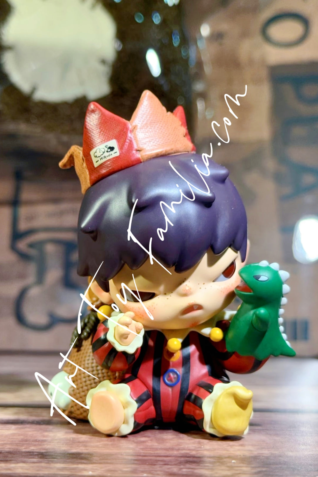 Popmart Hirono Back To Play Figurine