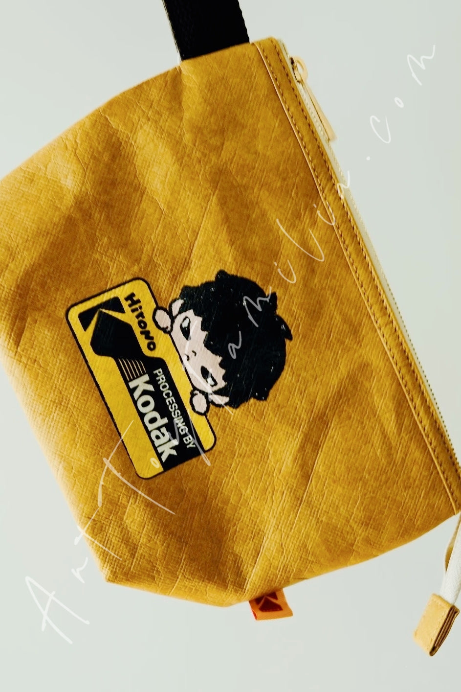 Popmart Hirono × Kodak Pouch