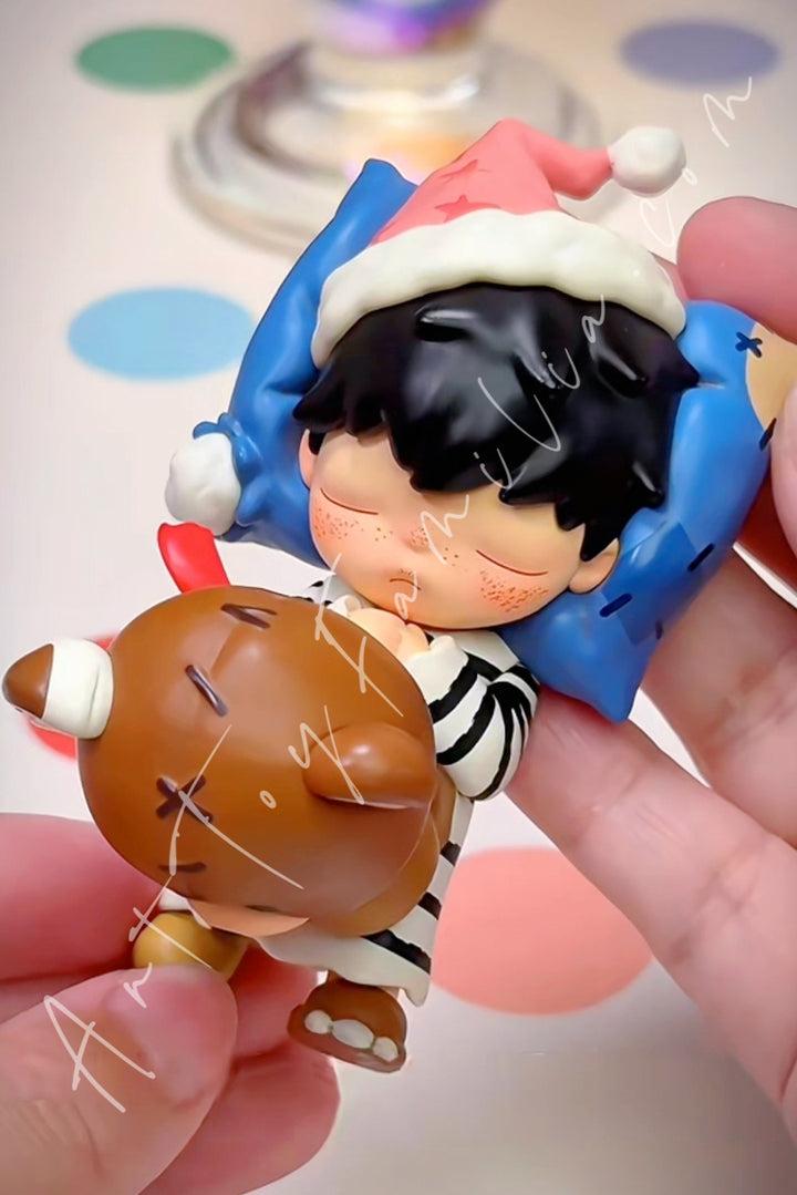 Popmart Hirono Monsters Carnival Series The Disembodied(Secret)