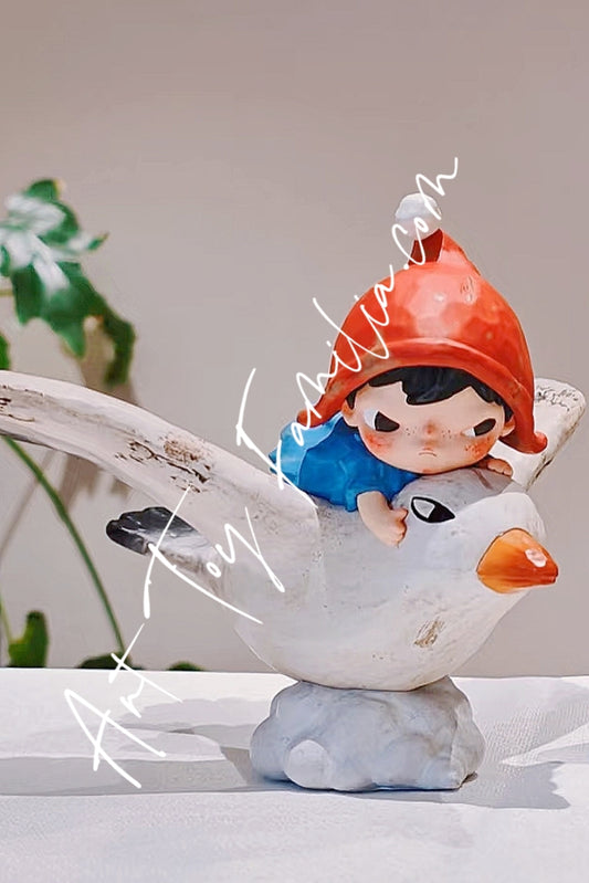 Popmart Hirono Skyward Figurine 1