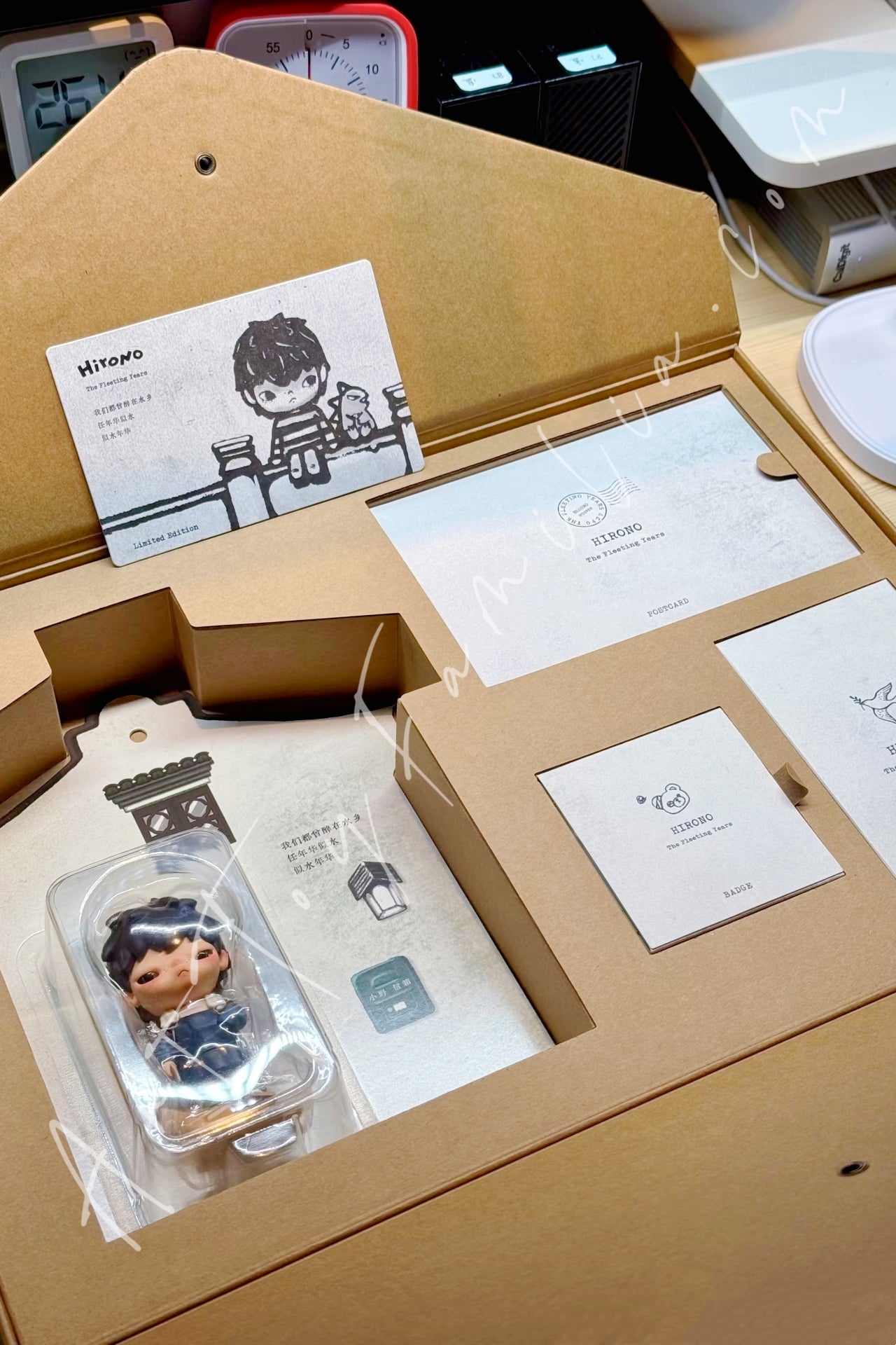 POPMART HIRONO The Fleeting Yearsギフトボックス Hirono Skyward Figurine – Art Toy Familia