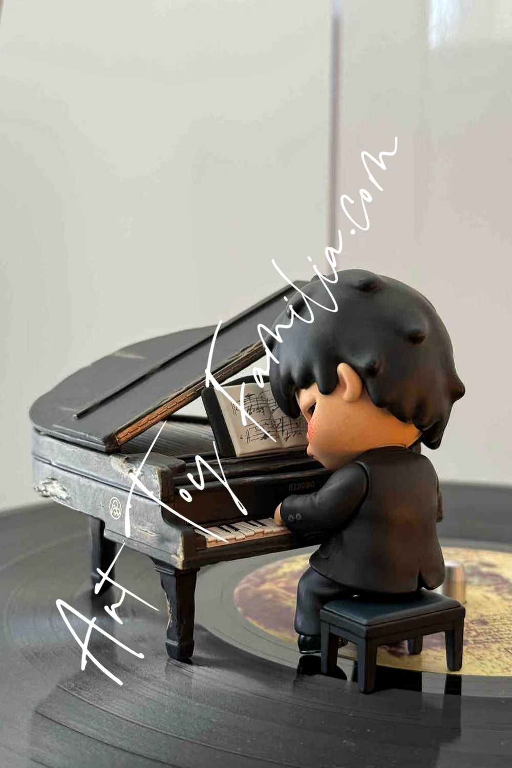 Popmart Hirono The Pianist Figurine 2