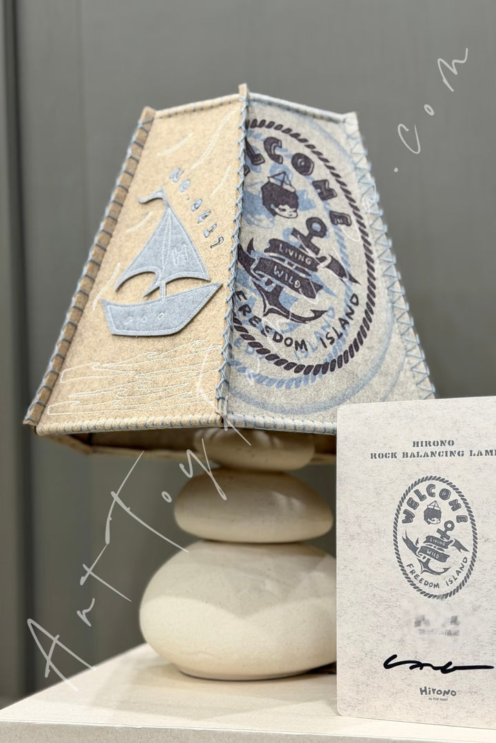 POP MART - Hirono Wellpharmacy Series Rock Balangung Lamp - 美好药店系列叠石灯