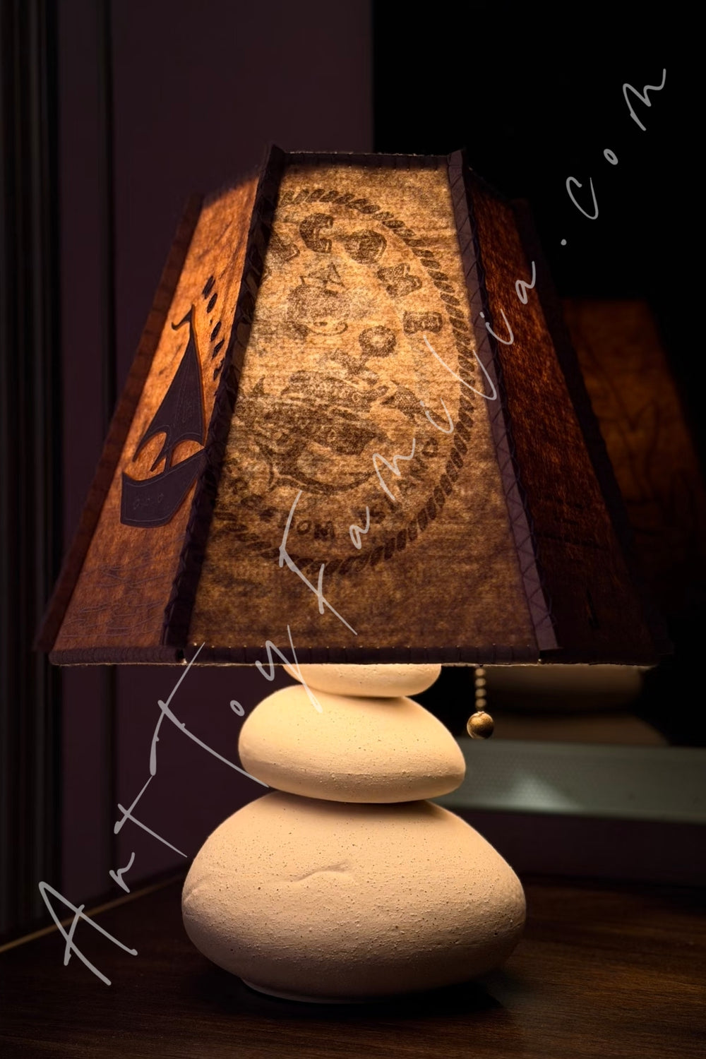 POP MART - Hirono Wellpharmacy Series Rock Balangung Lamp - 美好药店系列叠石灯