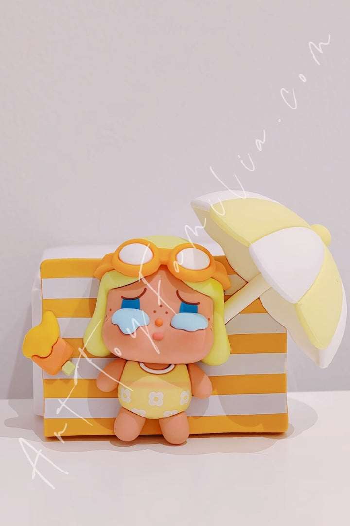 Popmart Island Vacation Series Fridge Magnet Crybaby Sun Bath