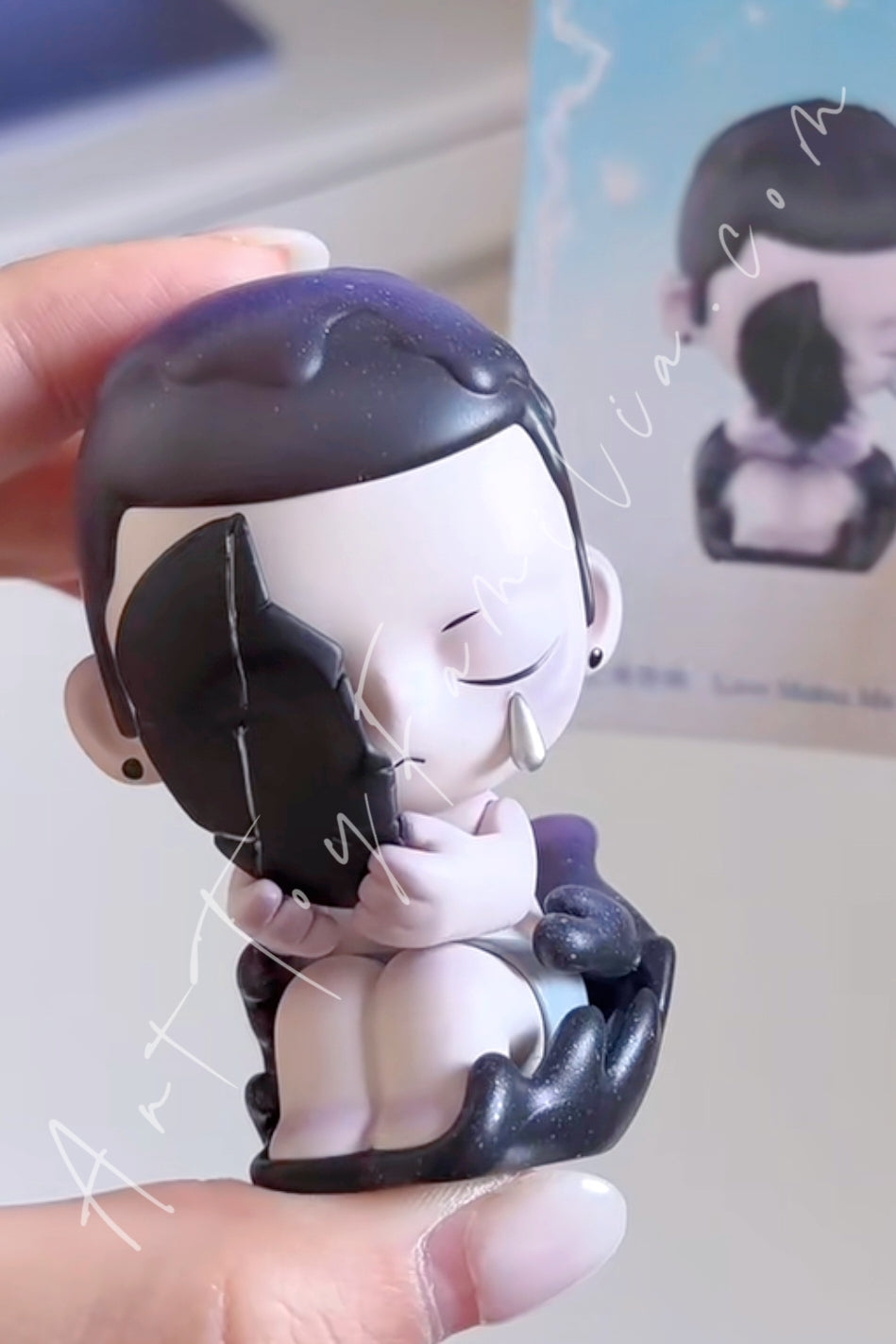 Popmart Kubo Angel's Poem Series Love Makes Me Afraid