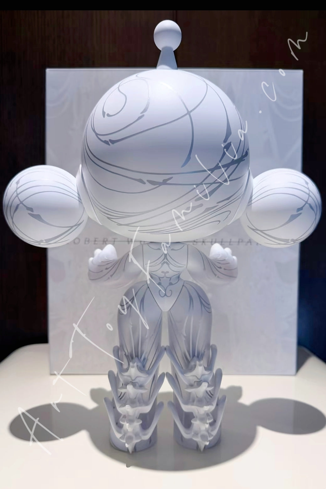 Popmart MEGA α Skullpanda 400% Robert Wun-Vestige d'astre