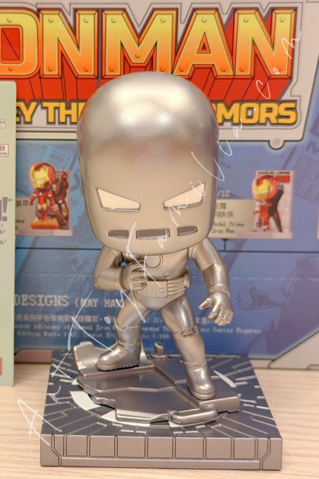 Marvel Iron Man: A Journey Through Armors Series – Art Toy Familia