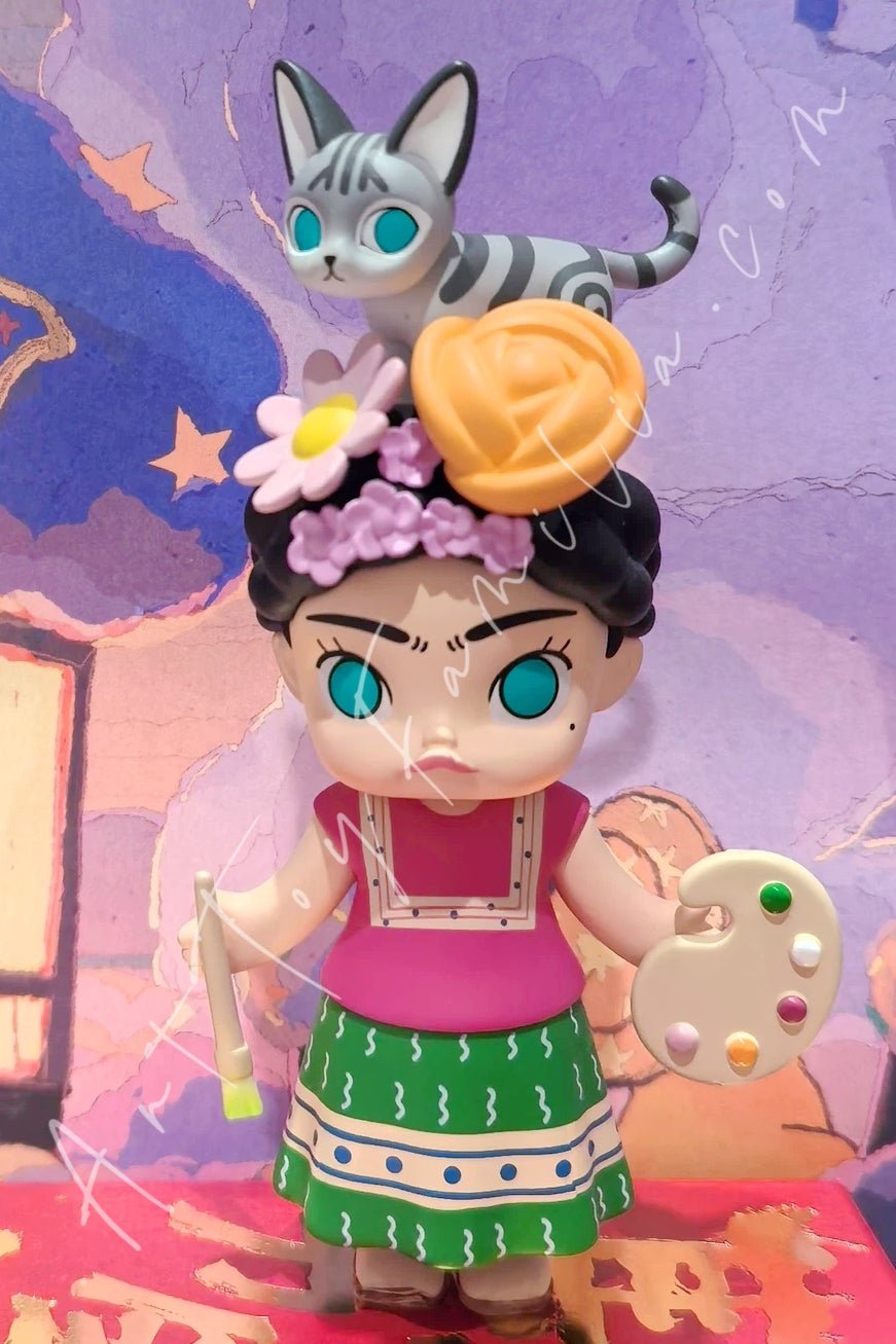 POP MART - Molly Auction Series Molly KaKa Green