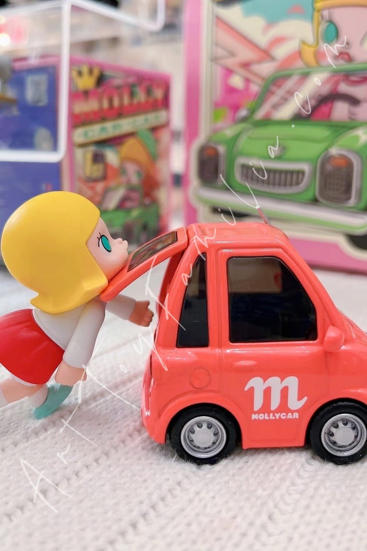 POP MART - Molly Car Car Series Cherry