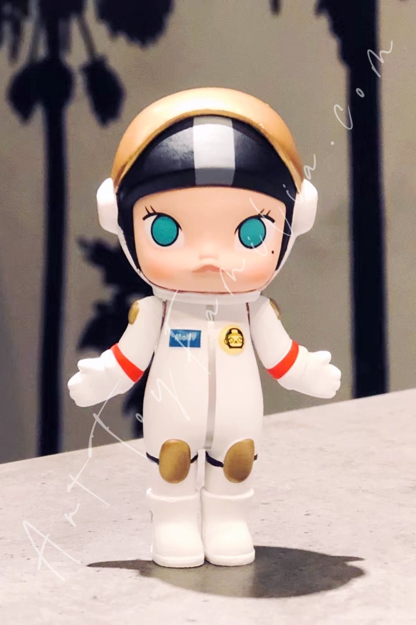 POP MART - Molly Career Series 2 Astronaut - White