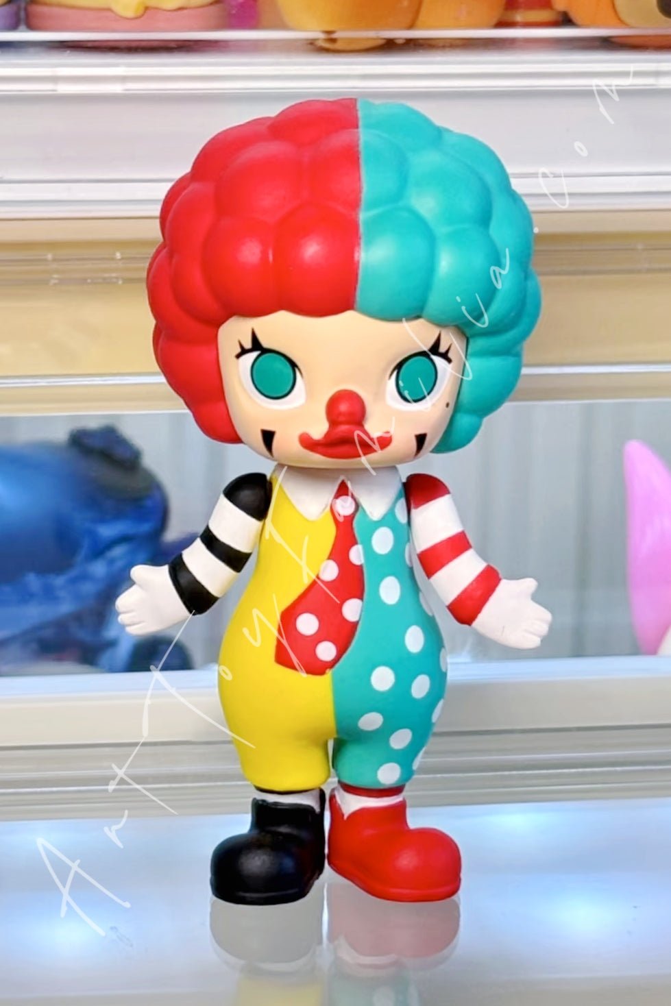 POP MART - Molly Career Series 2 Clown - Classic