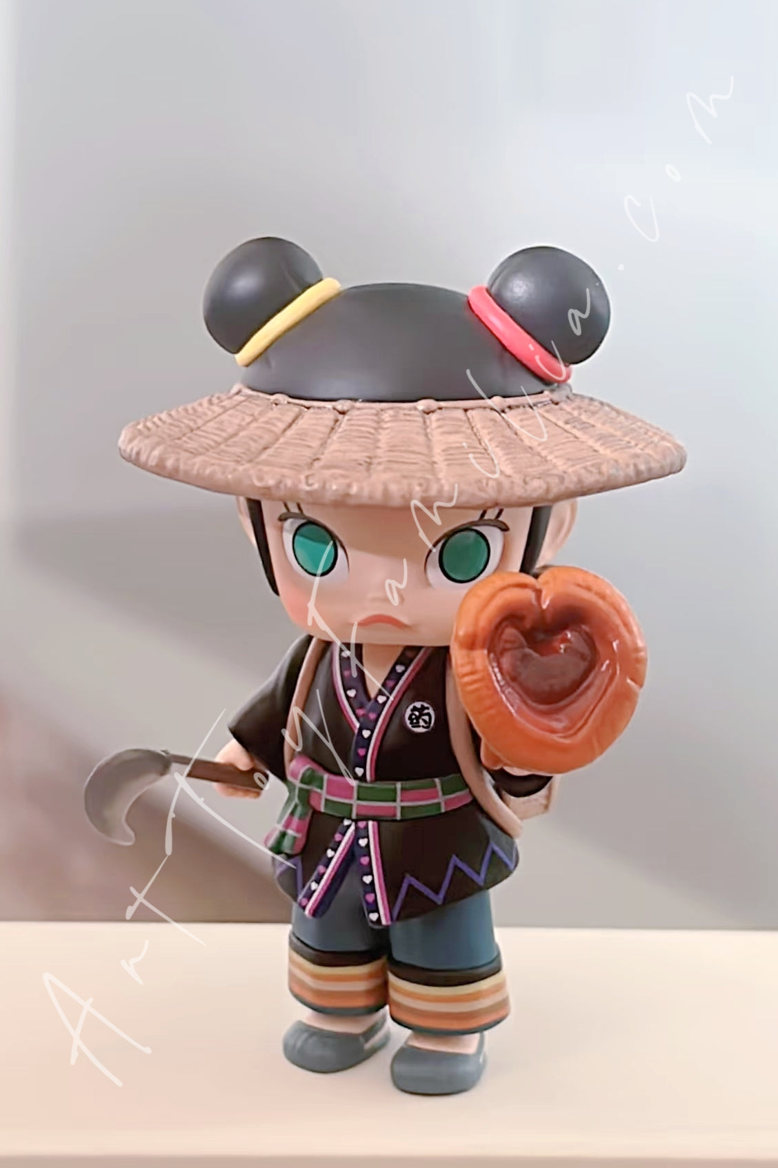 Molly Chinese Herbal-Ling Zhi Figurine - 百草灵芝 – Art Toy Familia