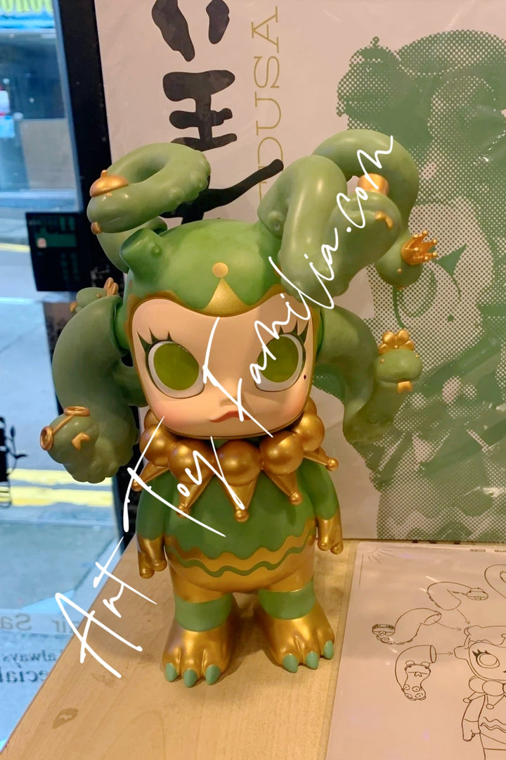 Popmart Molly Medusa