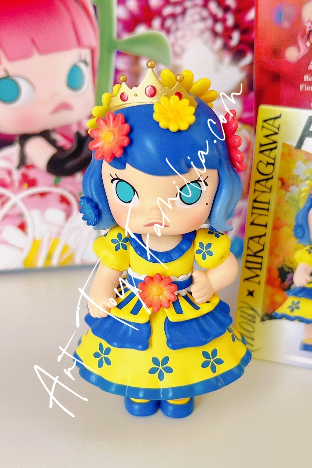 Popmart Molly × Mika Ninagawa Flower Dreaming Series Sunflower Shower