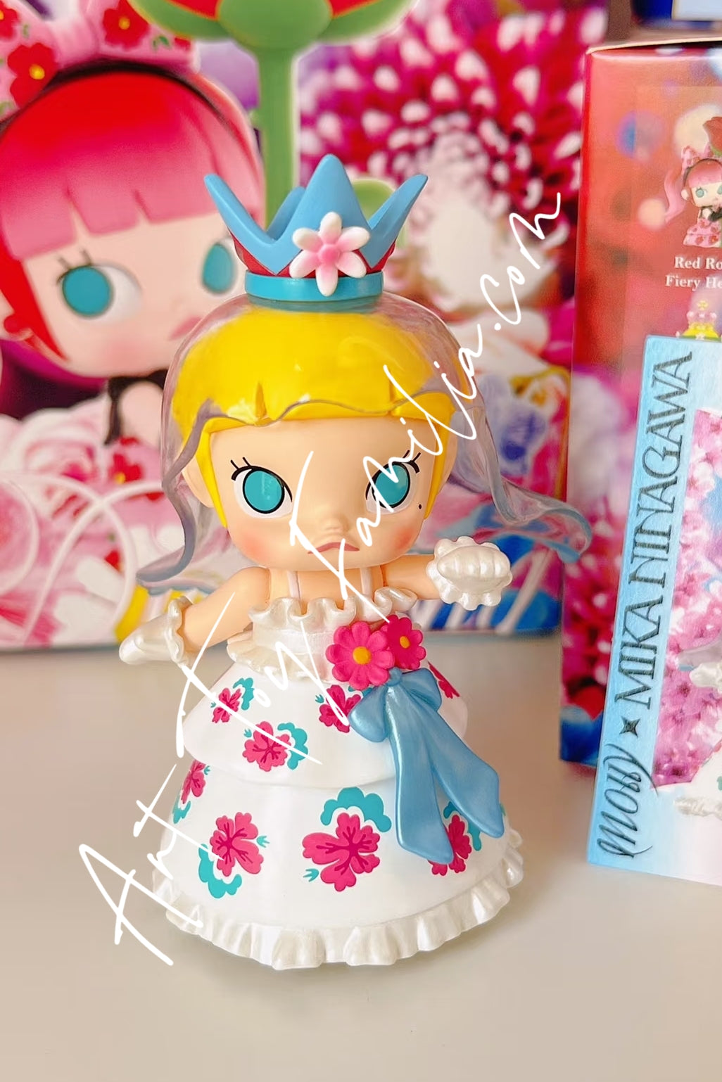 Popmart Molly × Mika Ninagawa Flower Dreaming Series Supreme Spring