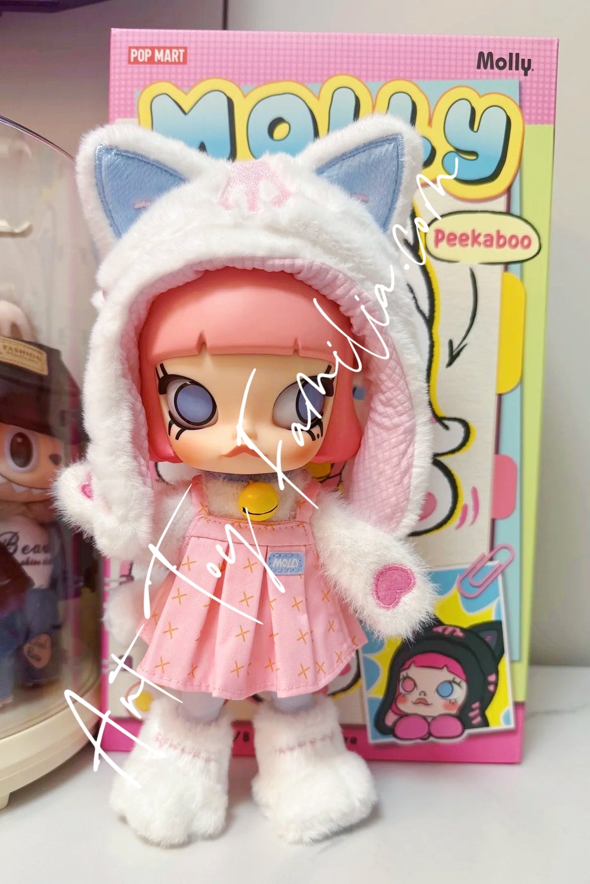 【POPMART】peekaboo アクションフィギュア【Molly】 MOLLY Peekaboo 1/8 Action Figure - POP MART (United States)