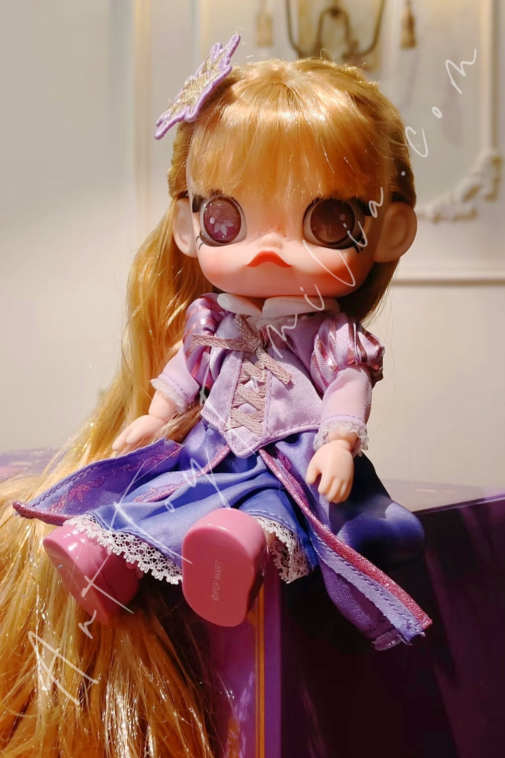 Popmart Molly Rapunzel 1/8 Action Figure