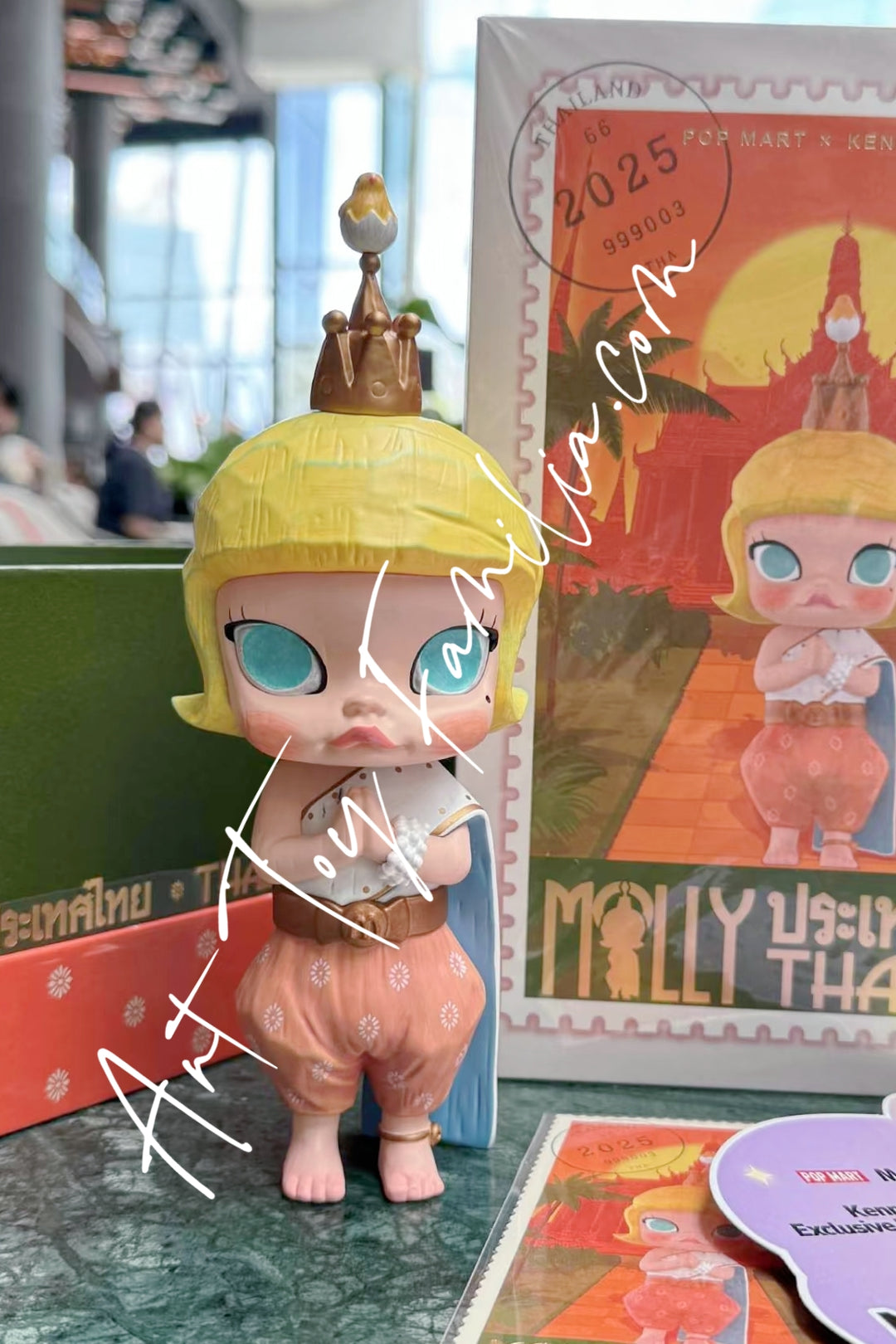 Popmart Molly Thailand Figurine