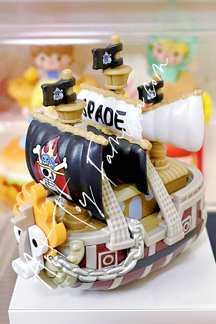 Popmart One Piece The Grand Line Series Vehicles Spade Pirates Ship