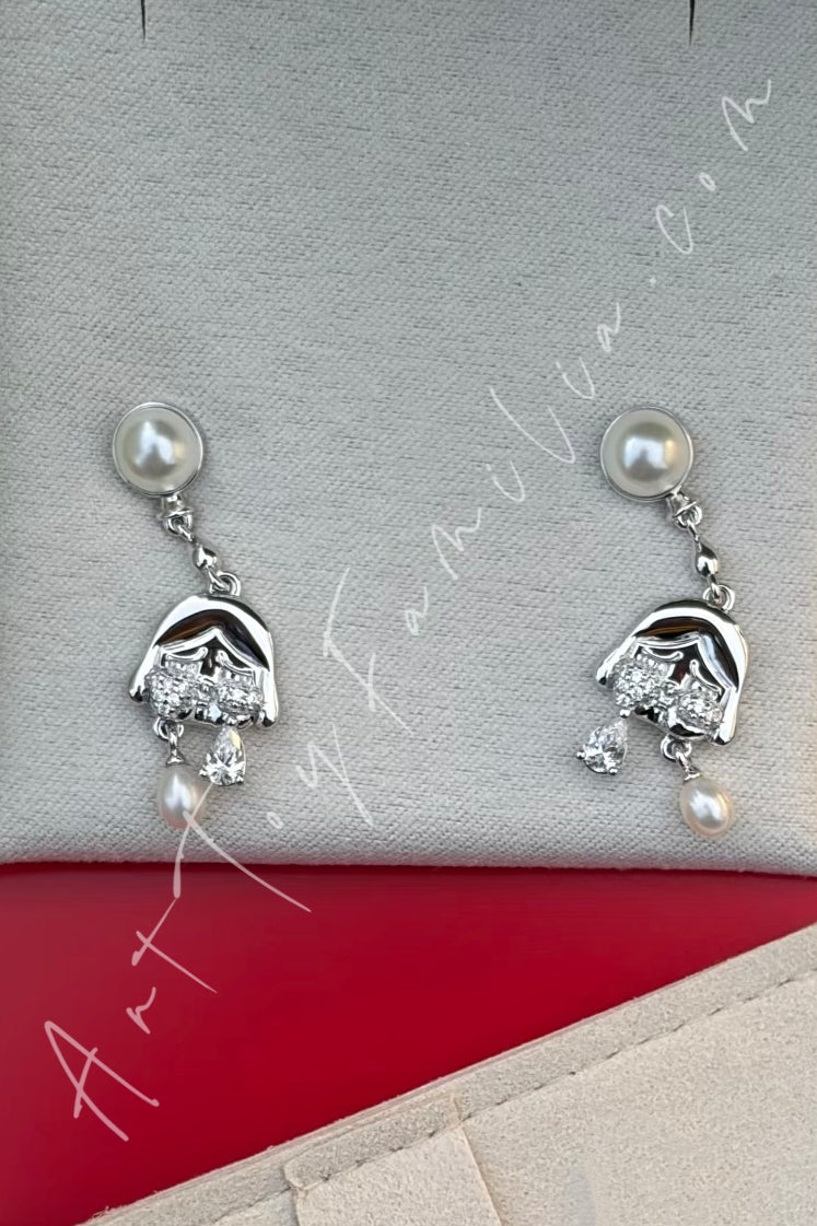 Popmart POPOP Jewelry Crybaby Crying For Love Series Classic Earring