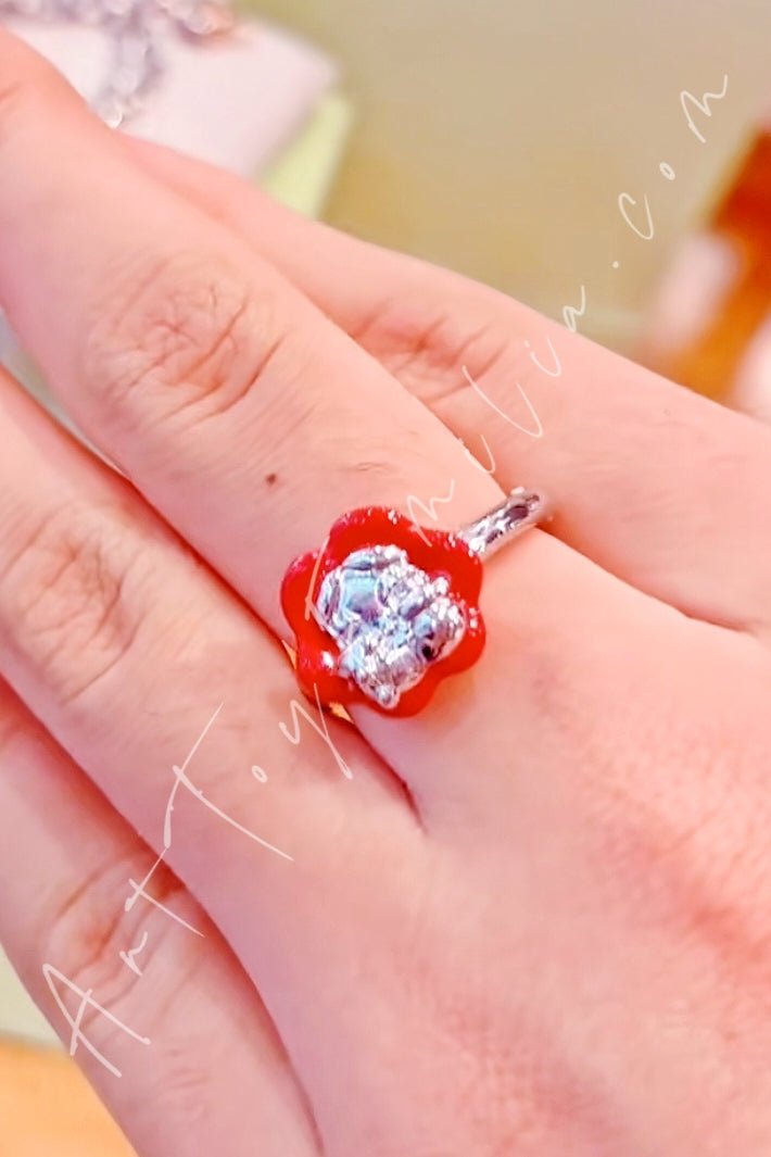 Popmart POPOP Jewelry Crybaby Crying For Love Series Red Rose Ring