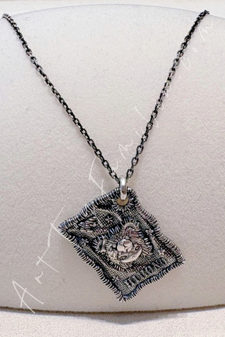 Popmart POPOP Jewelry Hirono Fight For Joy Series Totem Necklace