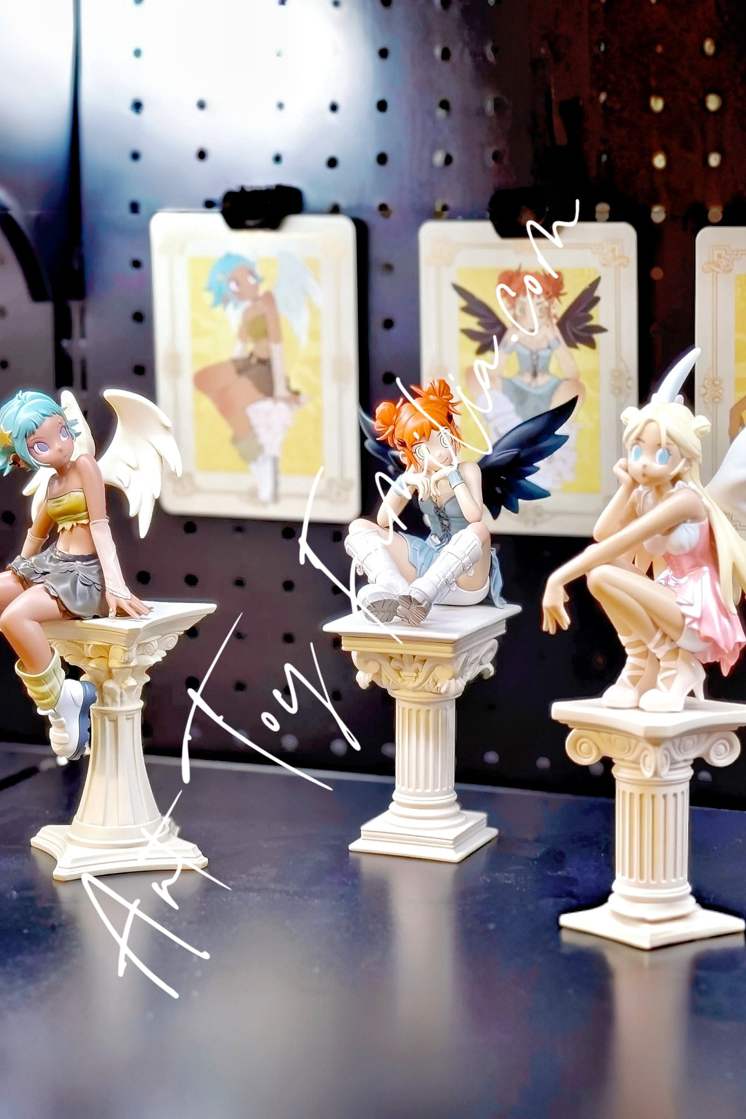 Popmart Peach Riot Frankie Virtues, Gigi Park Angel, Poppy Saraphines