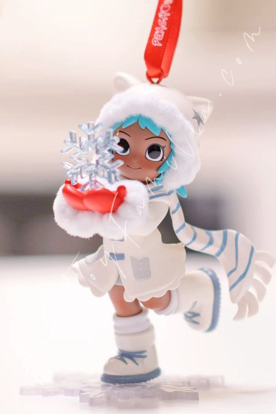 Popmart Peach Riot Hoildy Mixtape Series Frankie-It’s Snowing!