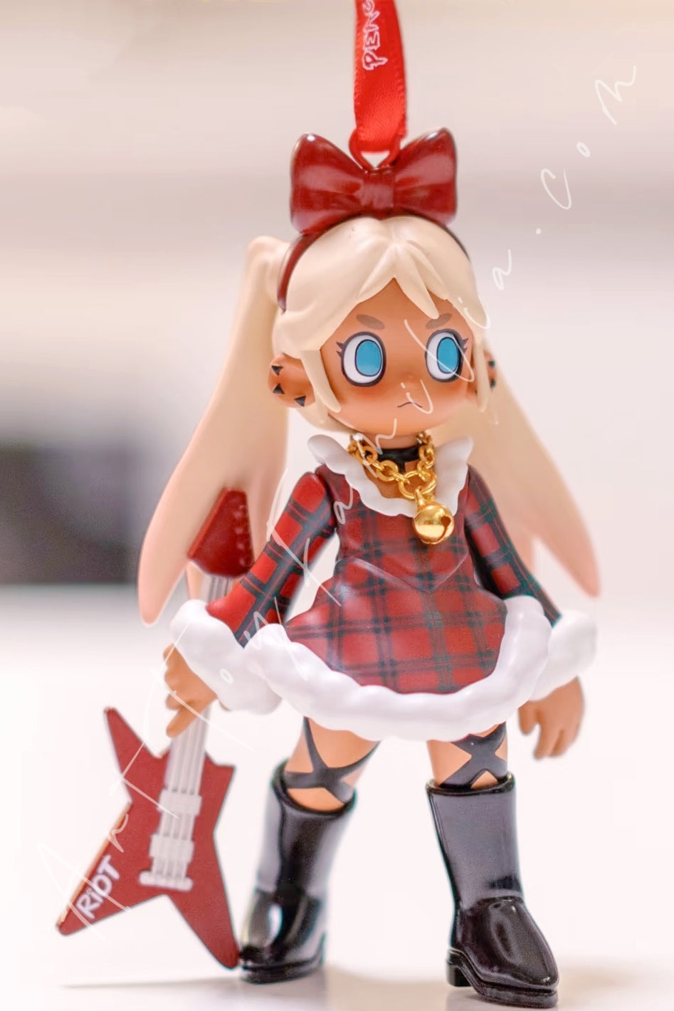 Popmart Peach Riot Hoildy Mixtape Series Poppy-Angry Bells