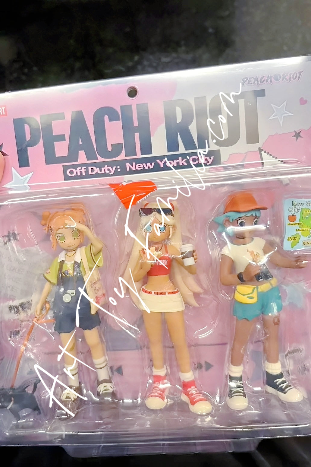 Popmart Peach Riot Off Duty: New York City Figurine