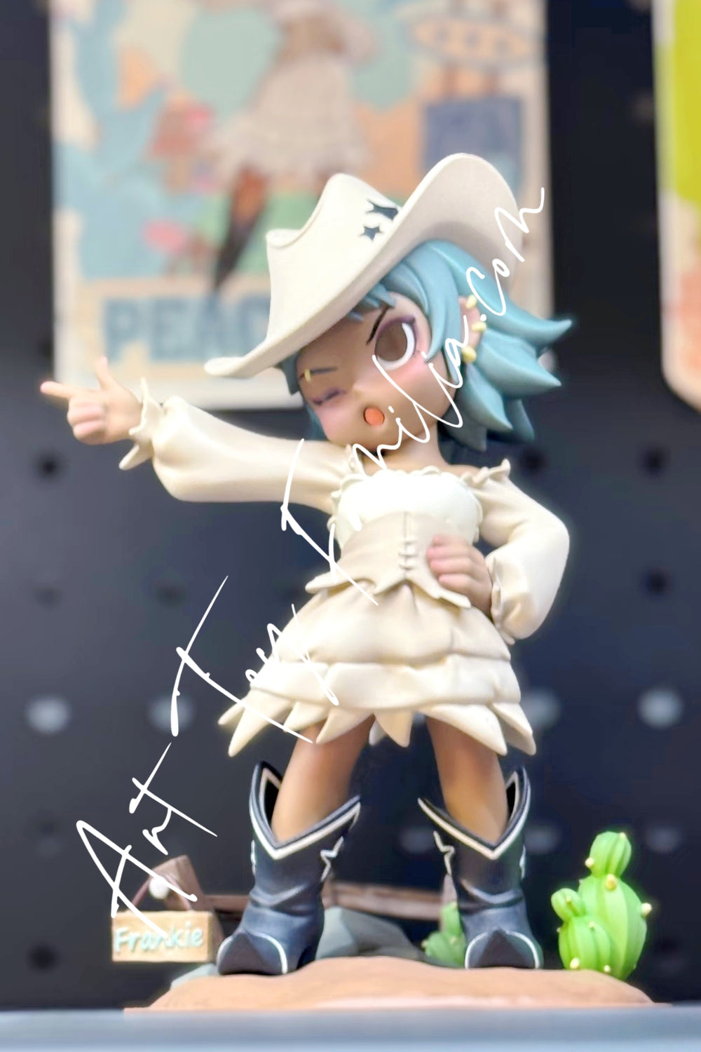 Popmart Peach Riot Western Riot Figurine Frankie