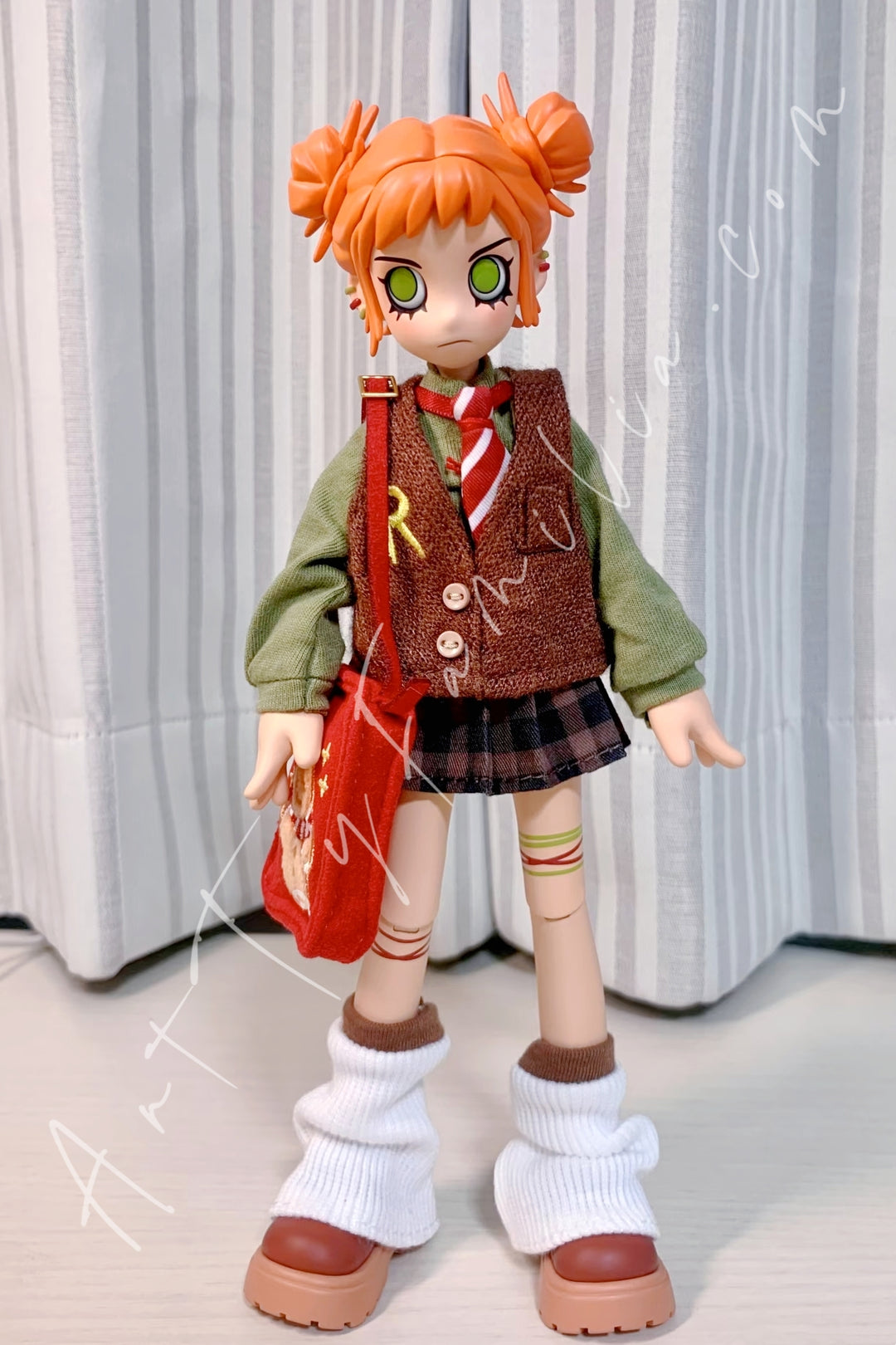 Popmart Peach Riot Winter Break OOTD Series 1/8 Action Figure Gigi