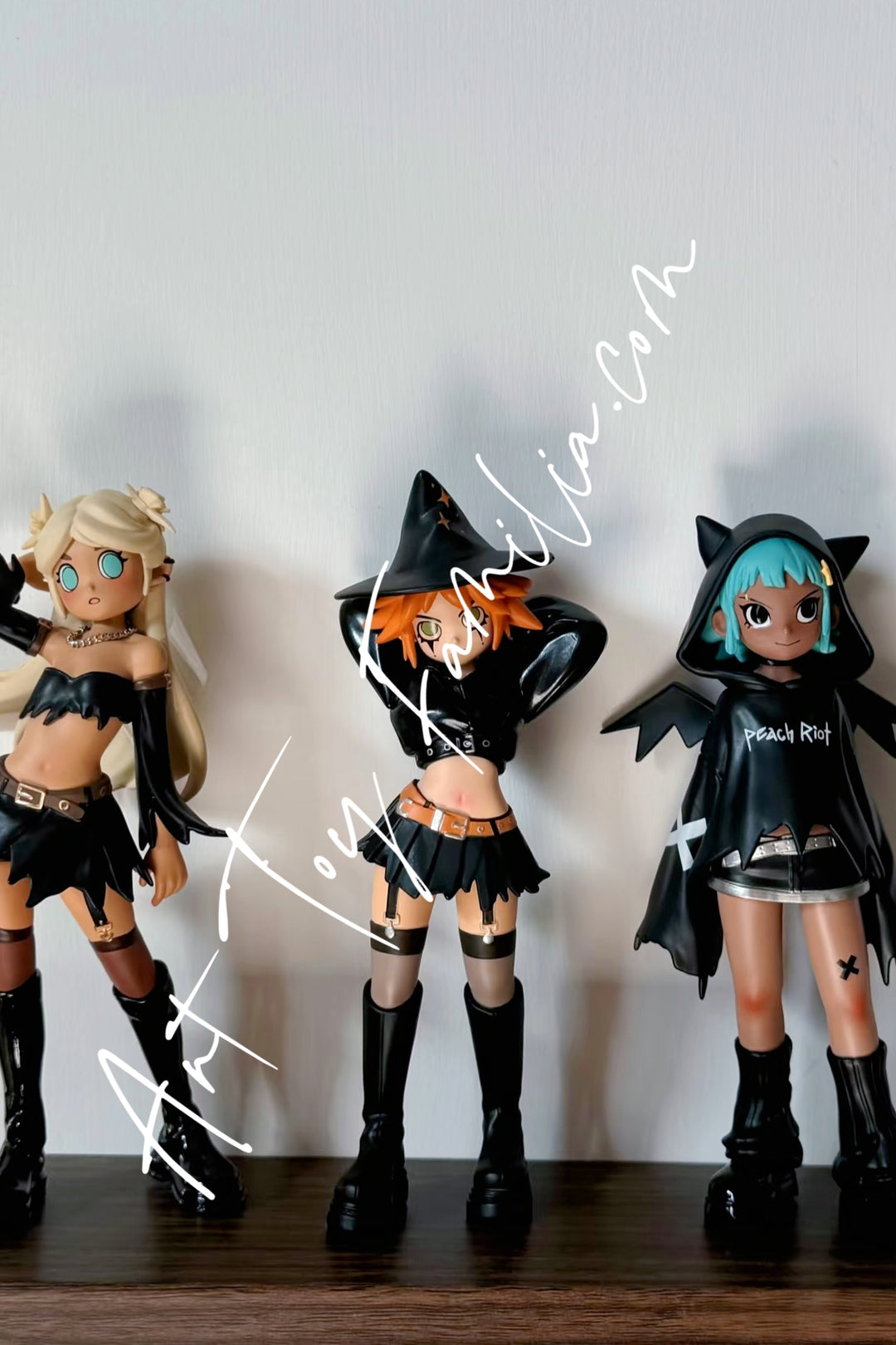 Popmart Peach Riot Witchy Punk Figurine
