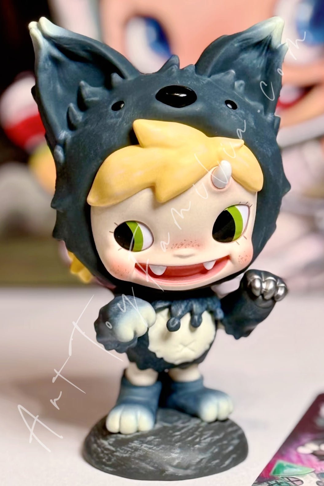 POP MART - Polar Monster Village Series Dingo
