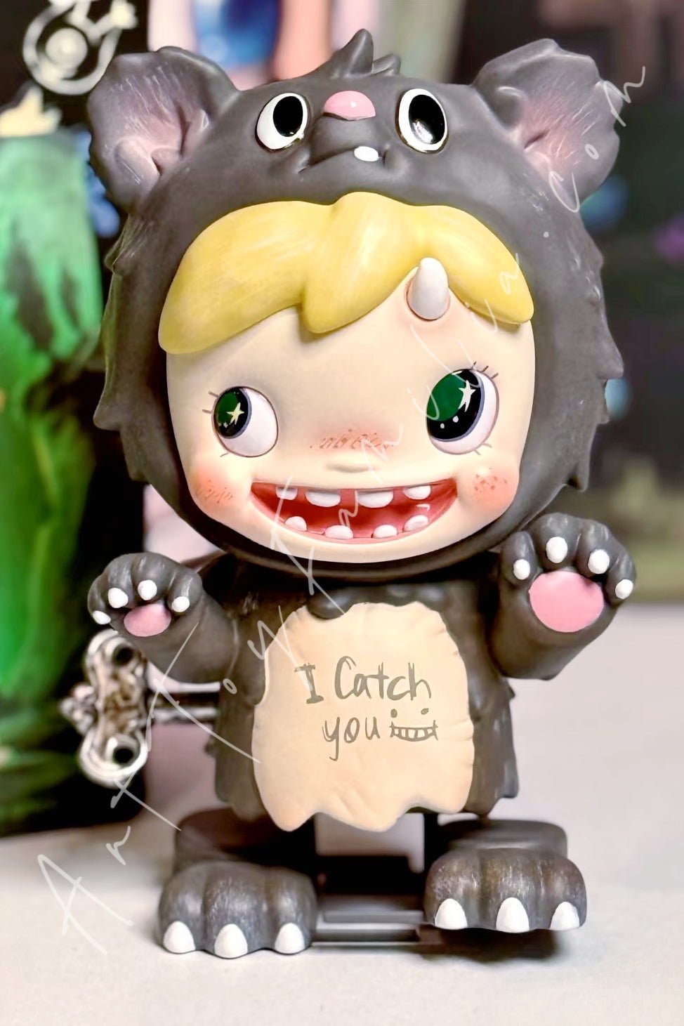 POP MART - Polar Monster Village Series Trickkey(Secret)