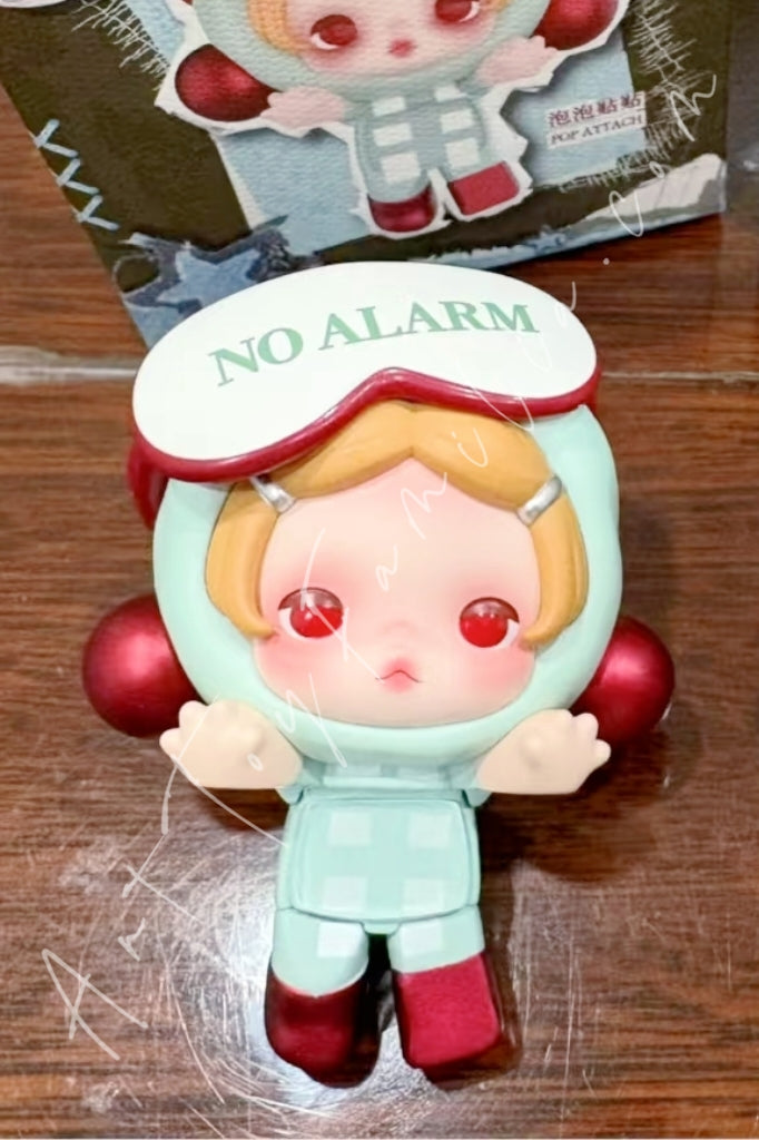 Popmart Pop Attach θ Skullpanda Off Mode Series Hit Snooze