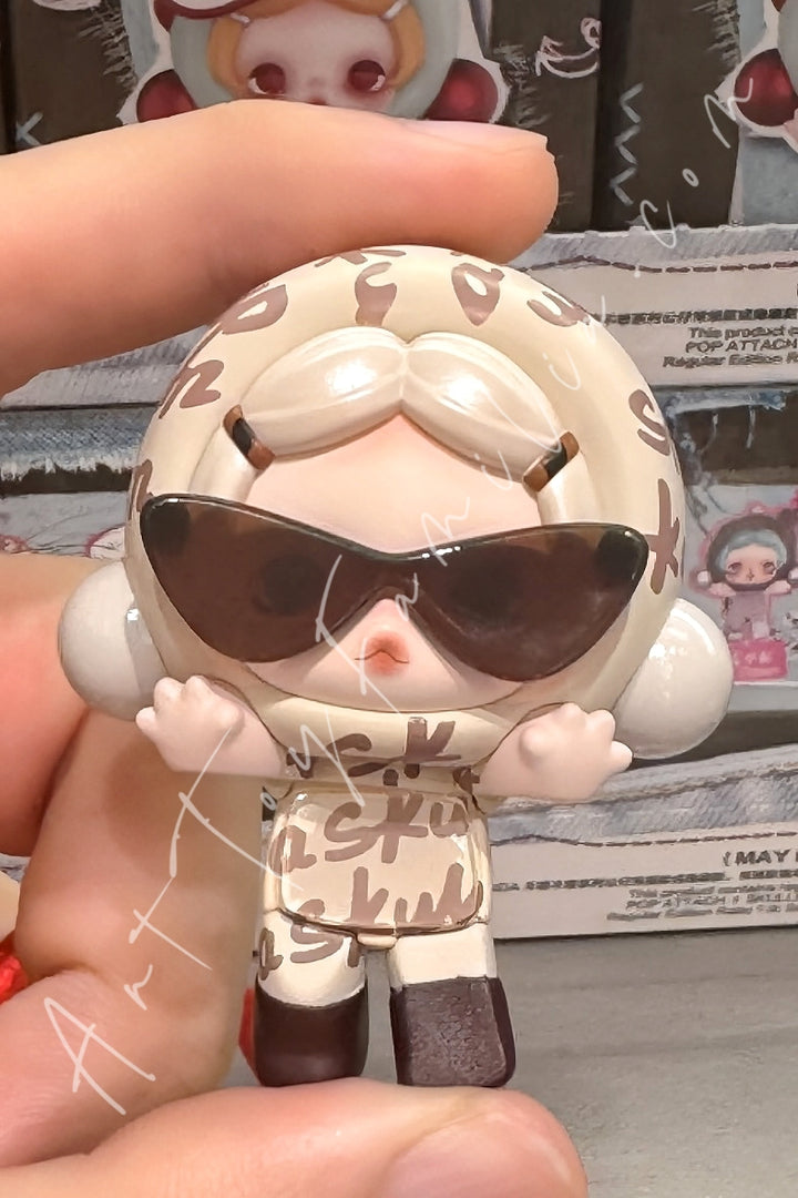 Popmart Pop Attach θ Skullpanda Off Mode Series Not Now