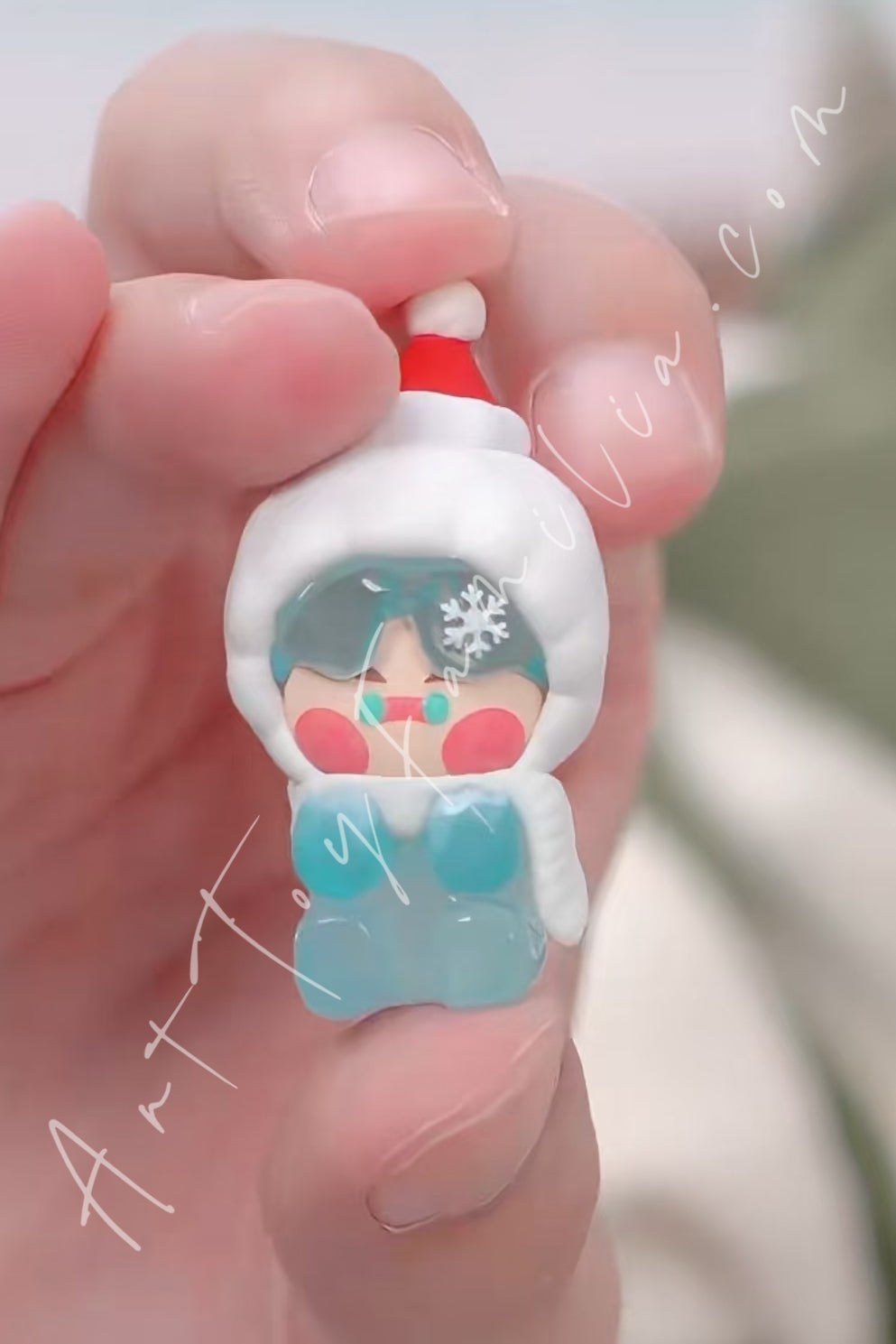 Popmart Pop Bean Christmas Delivery in Progress Series Pino Jelly-Ice Sculpture