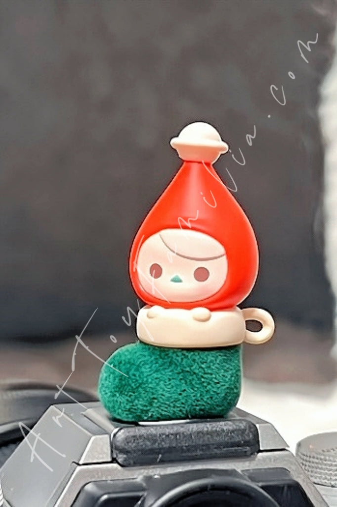 Popmart Pop Bean Christmas Sock Series Pucky