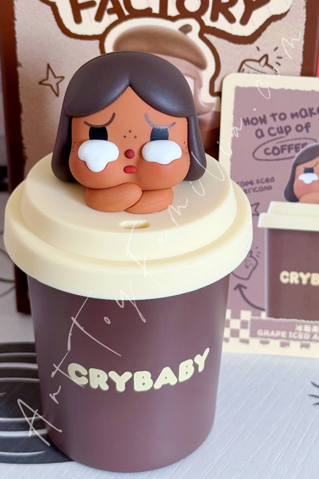 POP MART - Pop Bean Coffee Factory Series Scented Candle - 泡泡萌粒咖啡工厂系列蜡烛香氛 Crybaby Grape Iced Americano - 冰葡美式