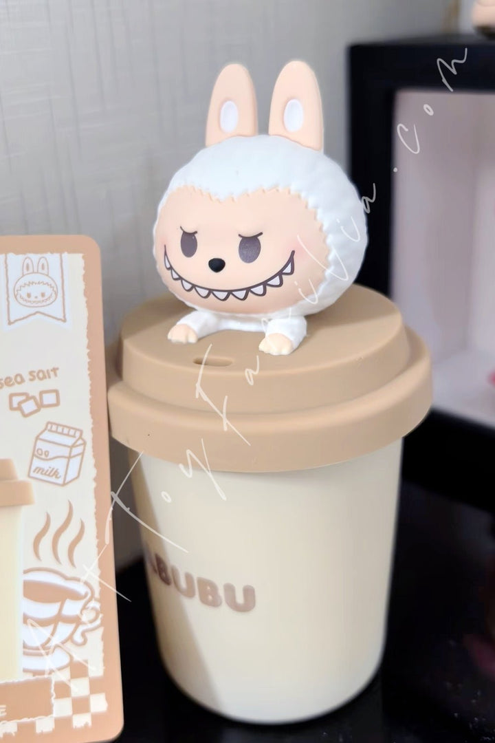 POP MART - Pop Bean Coffee Factory Series Scented Candle - 泡泡萌粒咖啡工厂系列蜡烛香氛 Labubu Sea Salt Latte - 海盐拿铁