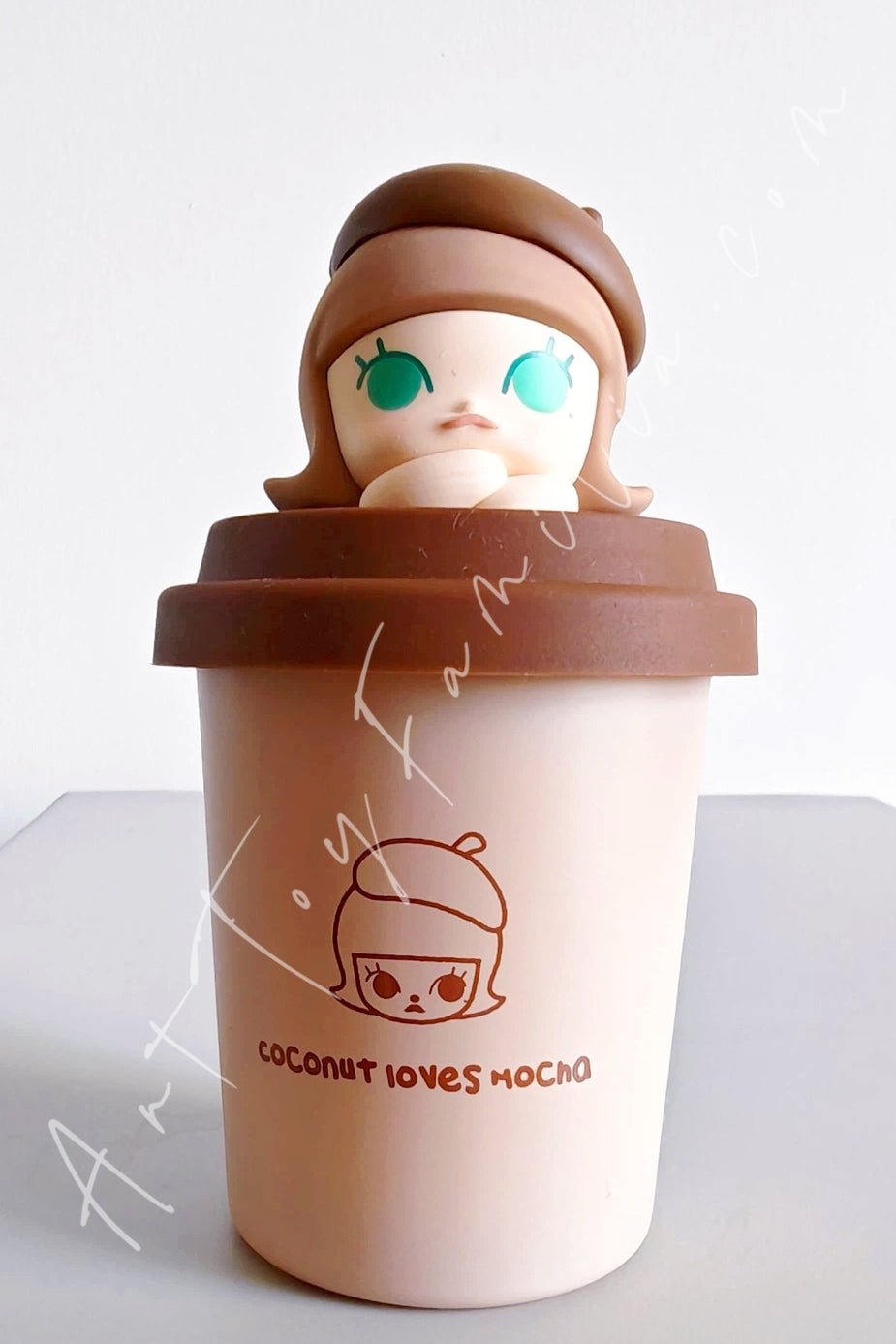 POP MART - Pop Bean Coffee Factory Series Scented Candle - 泡泡萌粒咖啡工厂系列蜡烛香氛 Molly Coconut Loves Mocha - 椰椰爱摩卡