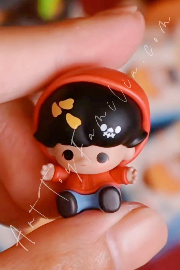 Popmart Pop Bean Dimoo World × PIXAR Series Dimoo As Miguel Rivera