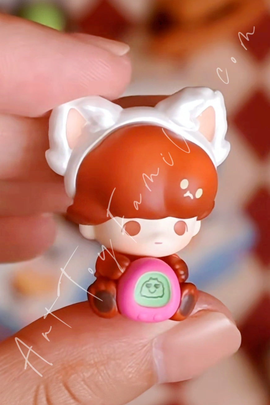 POP MART POP BEAN DIMOO WORLD × PIXAR Series – Art Toy Familia